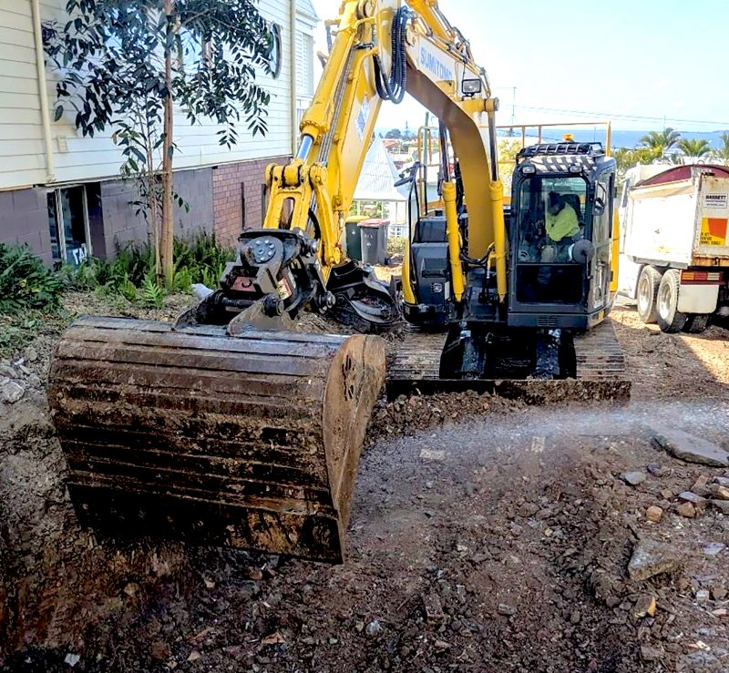 Mud Bucket - 1600mm wide Sumitomo